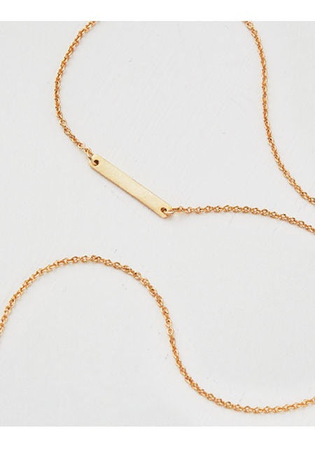 Ae Collar Delicado Con Barra Dorada